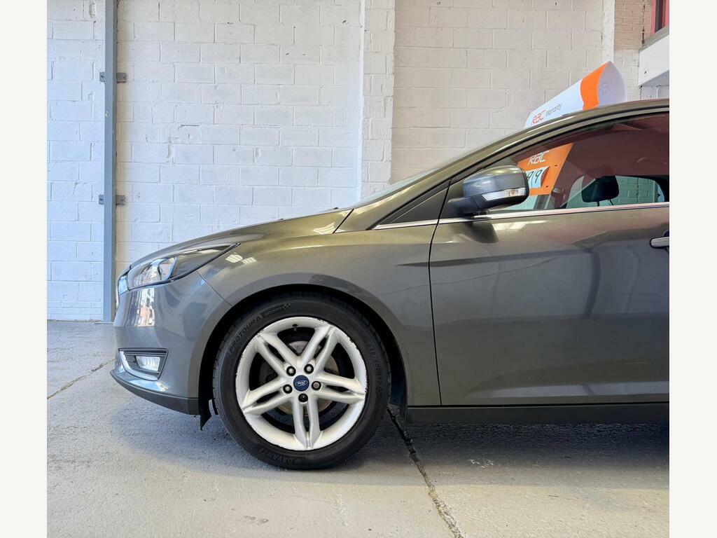 Ford Focus 1.5 Tdci Zetec Edition Euro 6 Ss Fsh, 83Mpg Grey #7