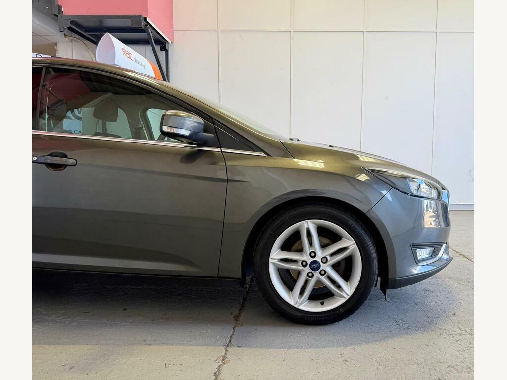 Ford Focus 1.5 Tdci Zetec Edition Euro 6 Ss Fsh, 83Mpg Grey #9