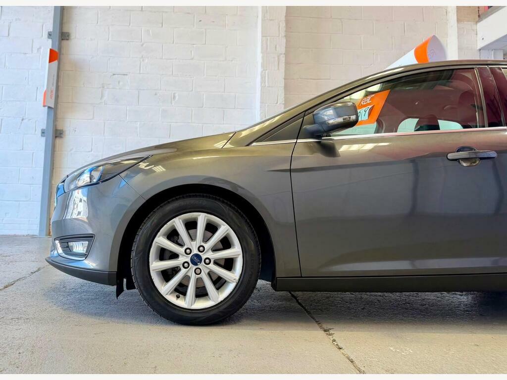 Ford Focus 1.6 Zetec Tdci 114 Bhp White #8