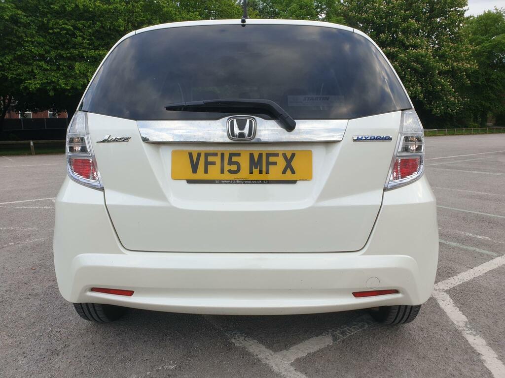 Honda Jazz 1.3H Ima Hx Cvt Euro 5 White #6