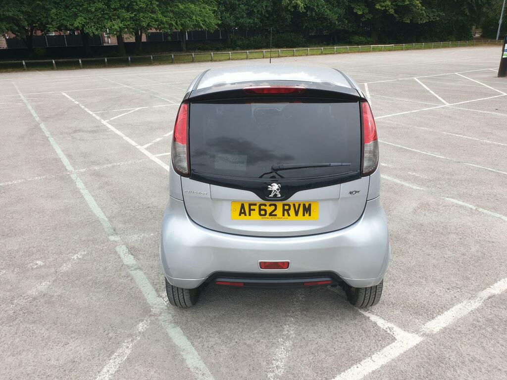 Peugeot ION Hatchback White #28