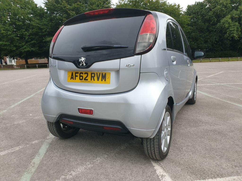 Peugeot ION Hatchback White #8