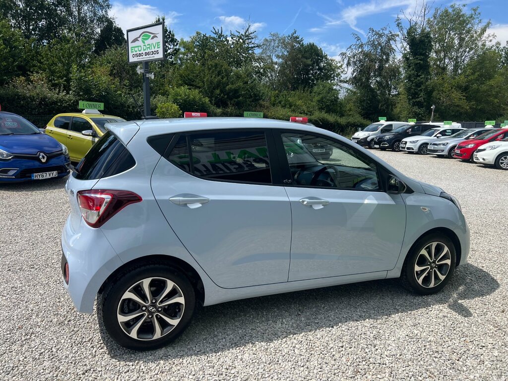 Hyundai I10 1.0 Play Hatchback Euro 6 67 Ps Grey #5