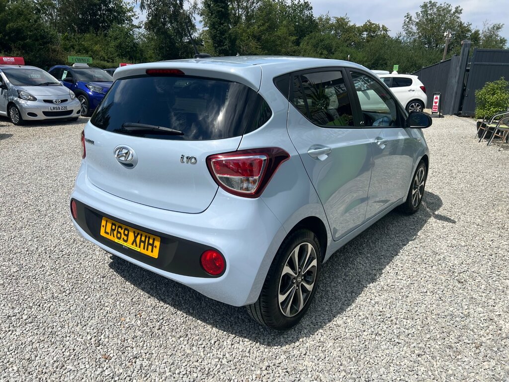 Hyundai I10 1.0 Play Hatchback Euro 6 67 Ps Grey