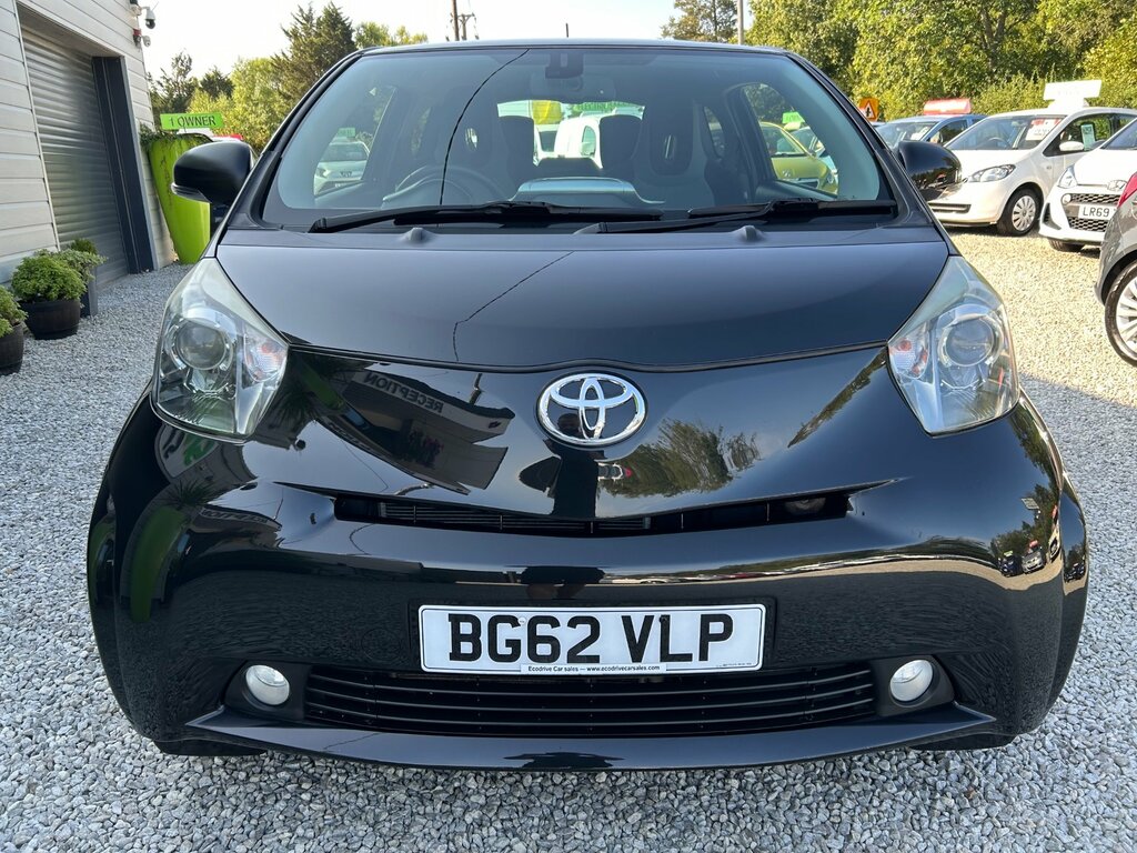 Toyota IQ 2 Orange #7