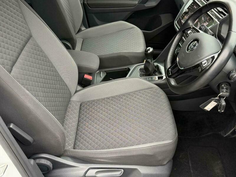 Volkswagen Tiguan 2.0 Tdi Se Euro White #5
