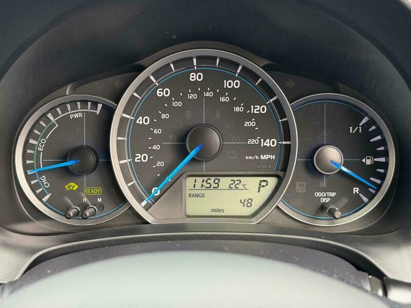 Toyota Yaris Vvt-i Trend White #21