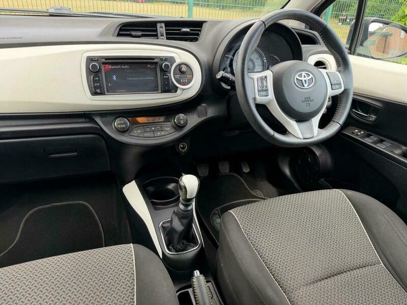 Toyota Yaris 1.33 Dual Vvt-i Trend Grey #5