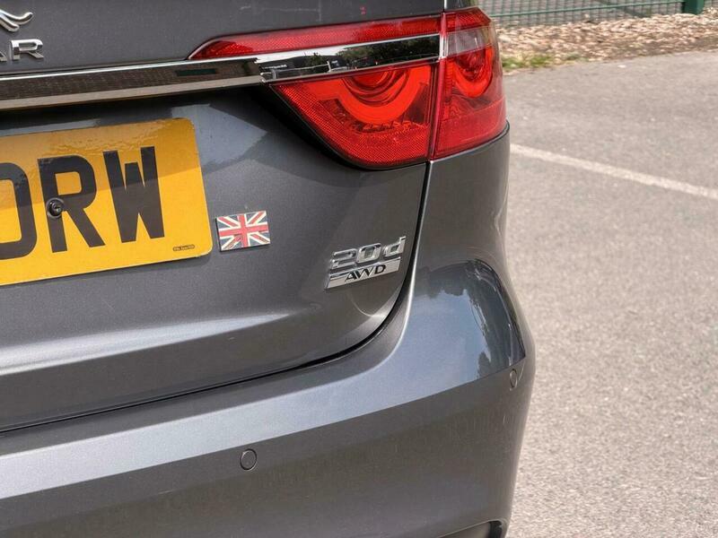 Jaguar XF Sportbrake 2.0 Portfolio White #79