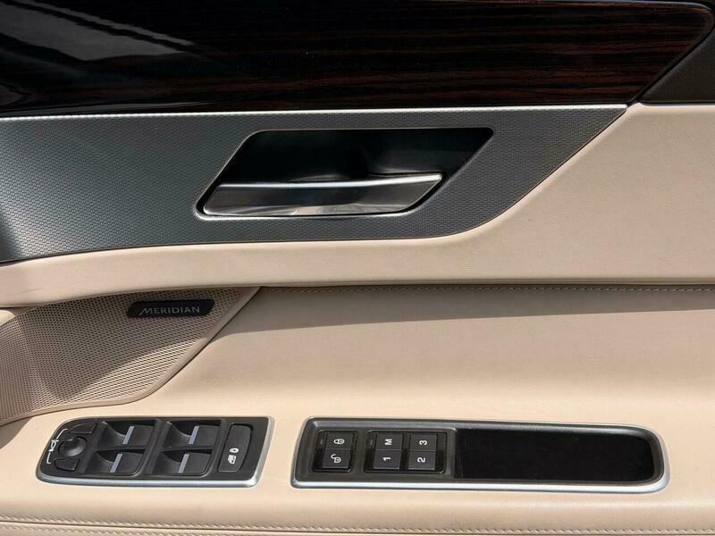 Jaguar XF Sportbrake 2.0 Portfolio White #29