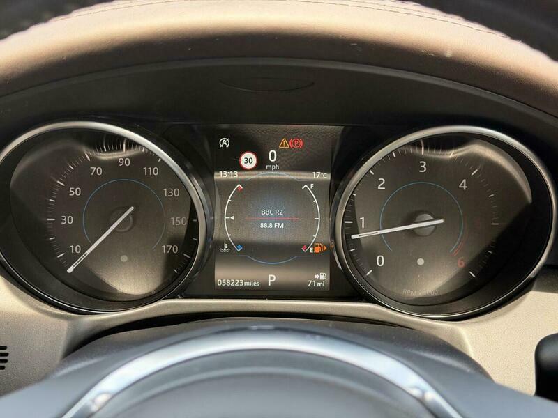 Jaguar XF Sportbrake 2.0 Portfolio White #62