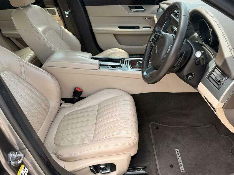 Jaguar XF 2.0D Portfolio Awd Grey #5