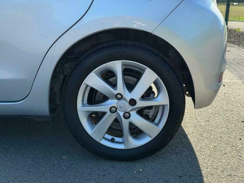 Toyota Yaris Vvt I Blue #40