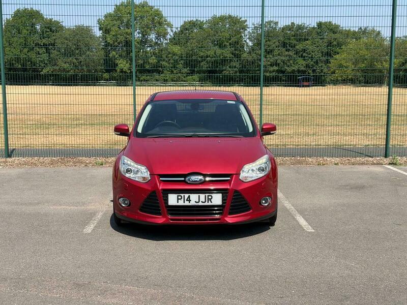 Ford Focus 1.6T Ecoboost Titanium X P14JJR Red #2