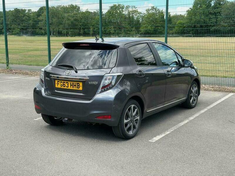 Toyota Yaris Hatchback 1.0 Vvt-i Tr Euro 5 201362 Grey #11