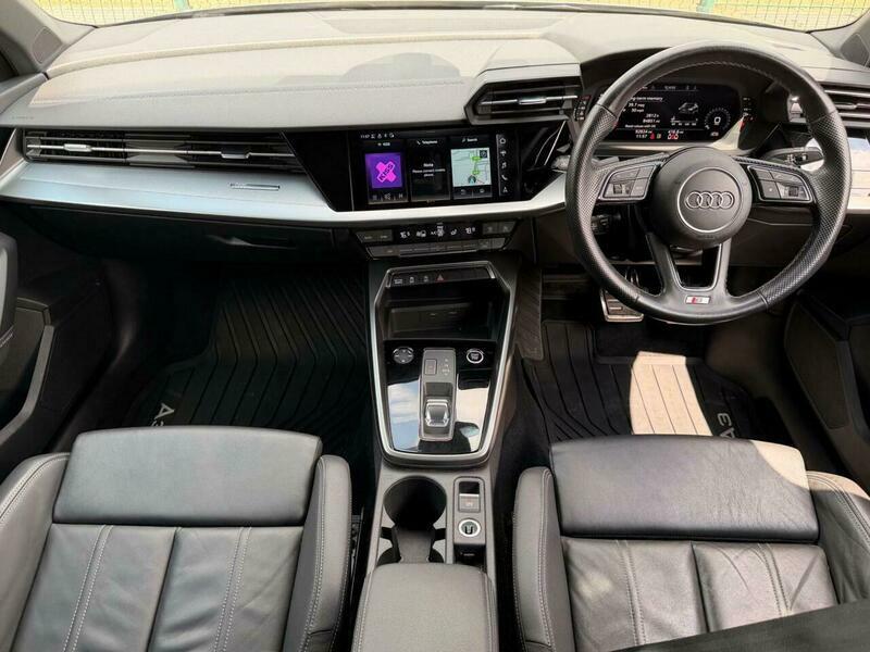 Audi A3 1.5 Tfsi 35 S Grey #4
