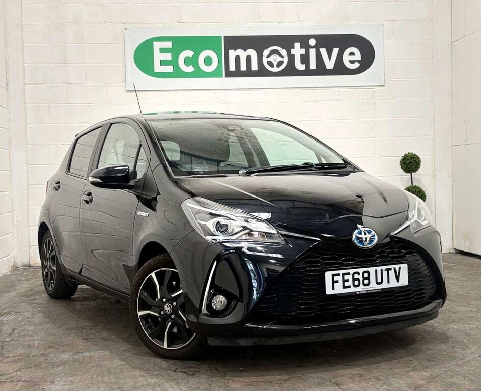 Toyota Yaris 1.5 Vvt-h Design E-cvt Euro 6 Ss FE68UTV Black #3