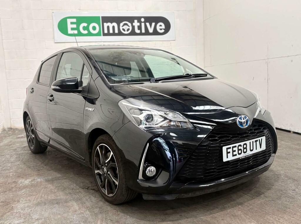 Toyota Yaris 1.5 Vvt-h Design E-cvt Euro 6 Ss FE68UTV Black #4