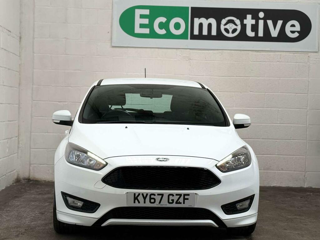 Ford Focus 1.0T Ecoboost St-line Euro 6 Ss KY67GZF White #5