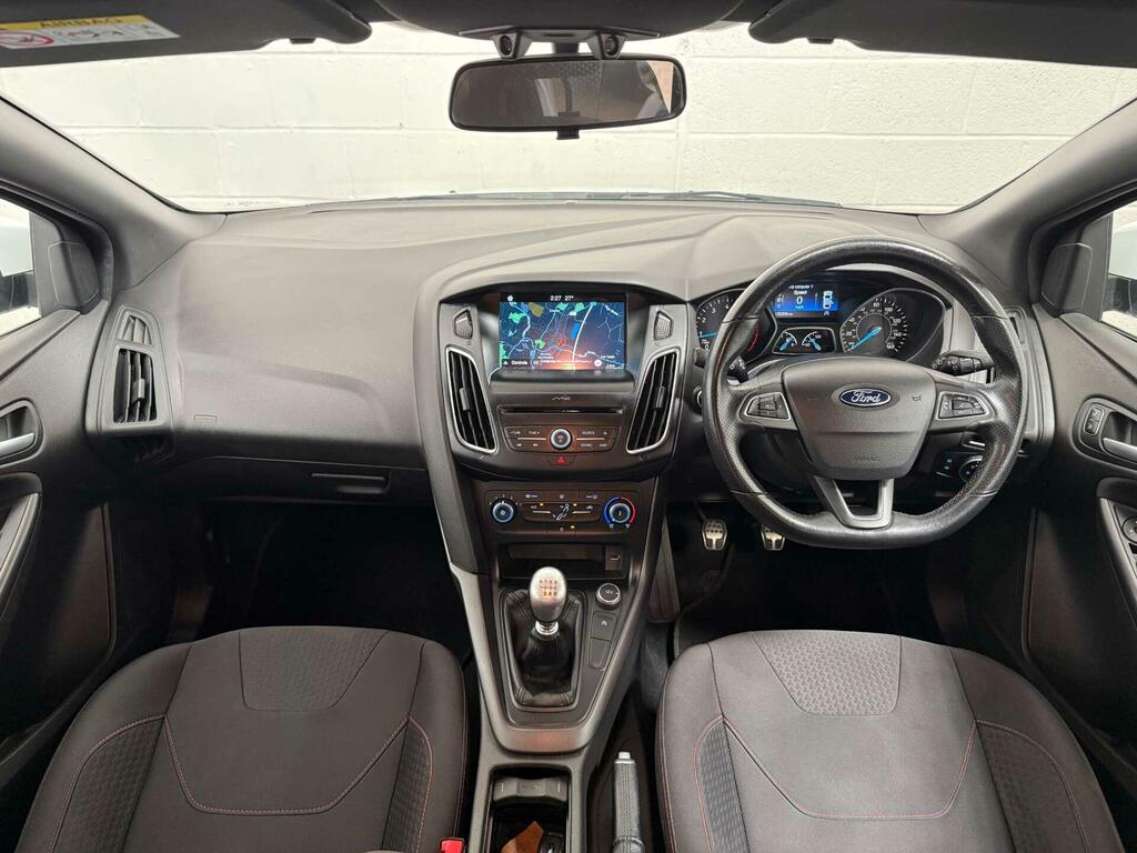 Ford Focus 1.0T Ecoboost St-line Euro 6 Ss KY67GZF White #2