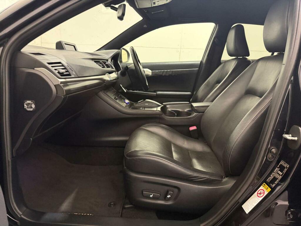 Lexus CT 1.8 200H Se-l Hatchback Hybrid Cvt Euro White #32