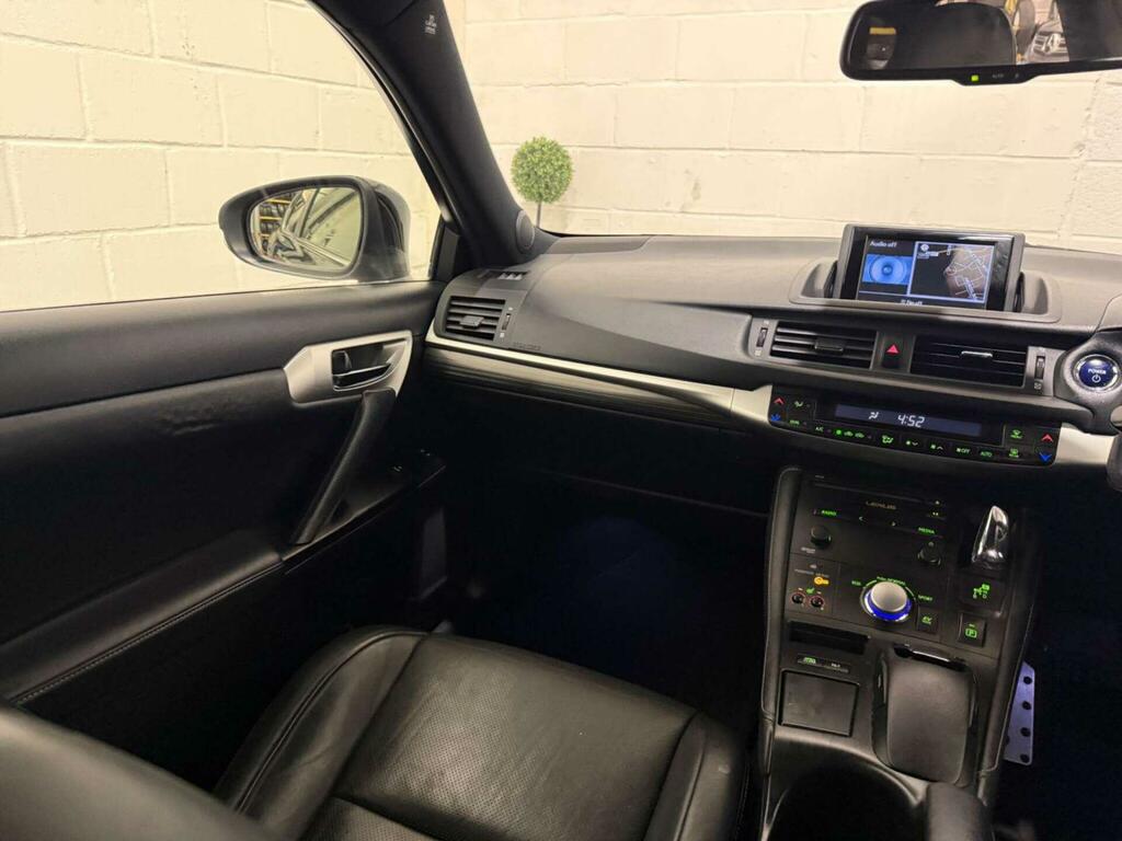 Lexus CT 1.8 200H Se-l Hatchback Hybrid Cvt Euro White #16