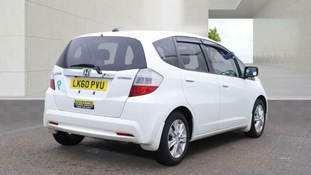 Honda Jazz 1.5 Hybrid Hatchback White #3