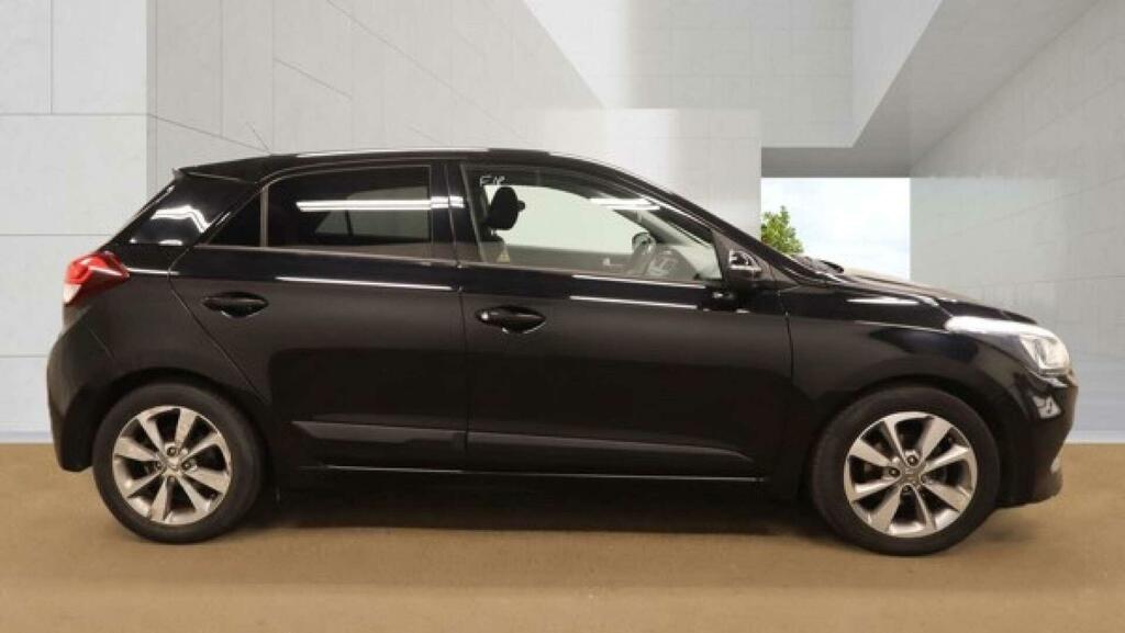 Hyundai I20 Premium Black #6
