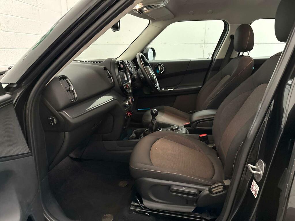 Mini Countryman Cooper S E All4 Black #48