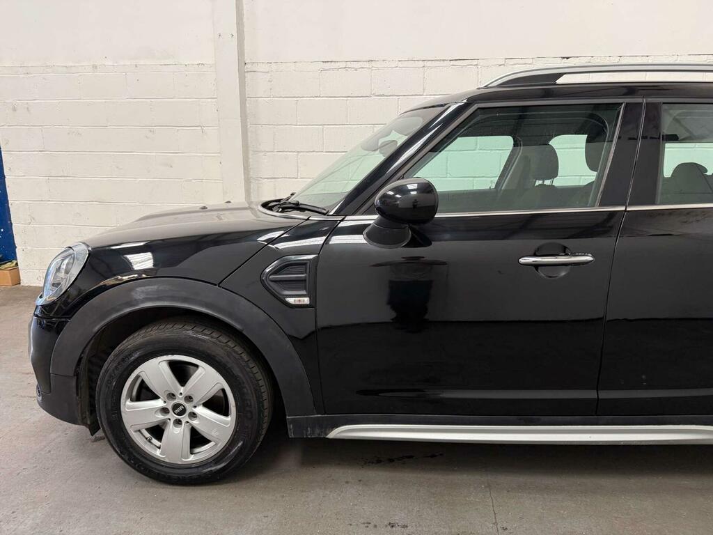 Mini Countryman Cooper S E All4 Black #12