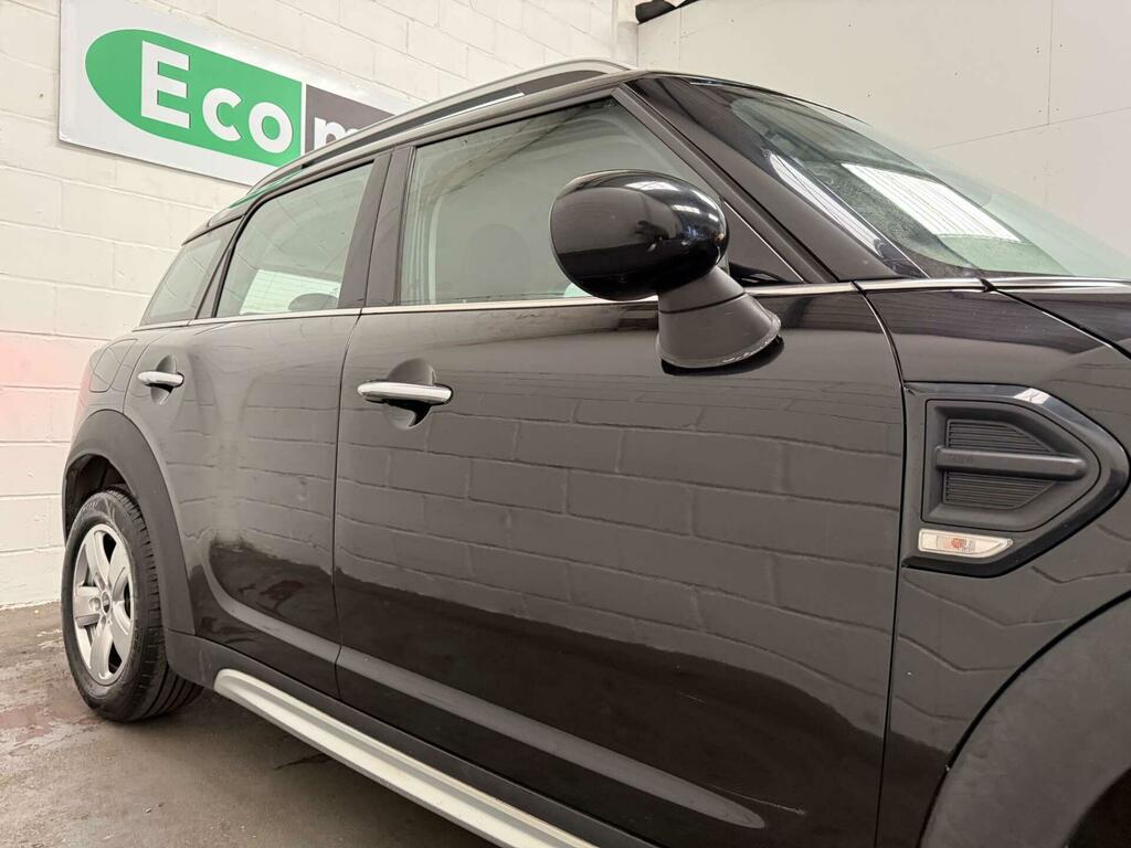 Mini Countryman Cooper D Black #6