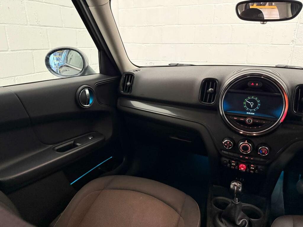 Mini Countryman Cooper S E All4 Black #38