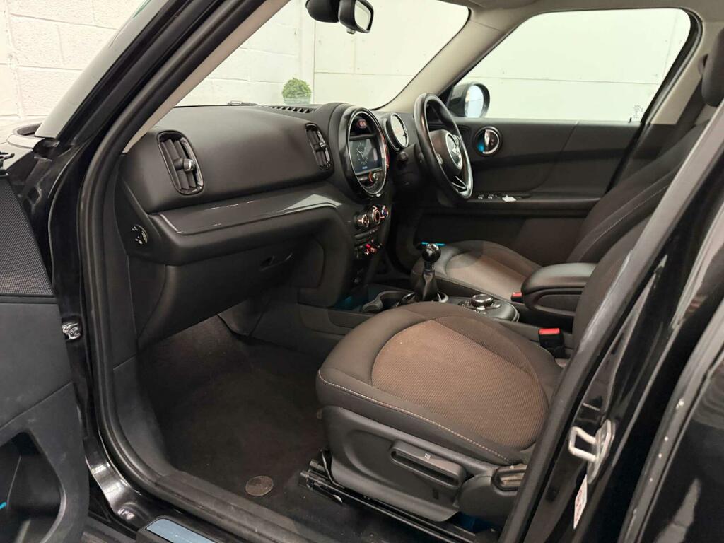 Mini Countryman Cooper S E All4 Black #44