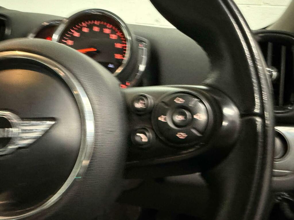 Mini Countryman Cooper S E All4 Black #26