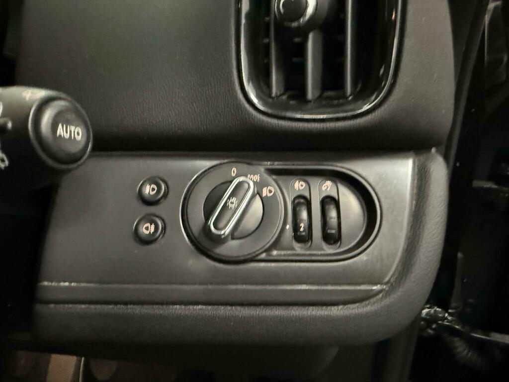 Mini Countryman Cooper S E All4 Black #30