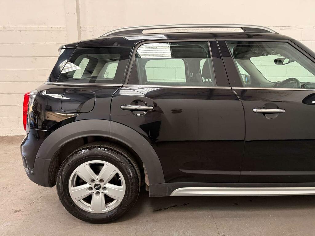 Mini Countryman Cooper S E All4 Black #20