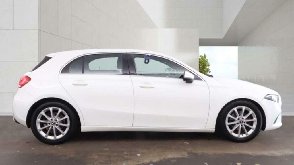 Mercedes-Benz A Class 1.5 A180d Sport 7G-dct Euro 6 Ss DF68CSX White #6