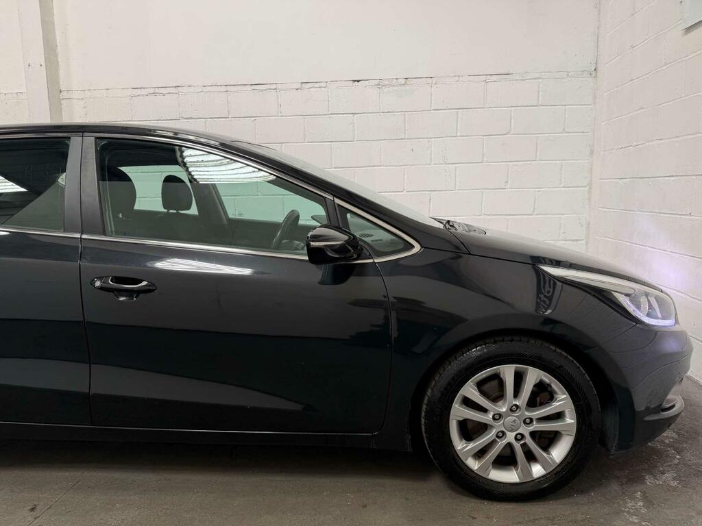 Kia Ceed 1.6 Crdi 126 Bhp 2 Sportwagon  #25