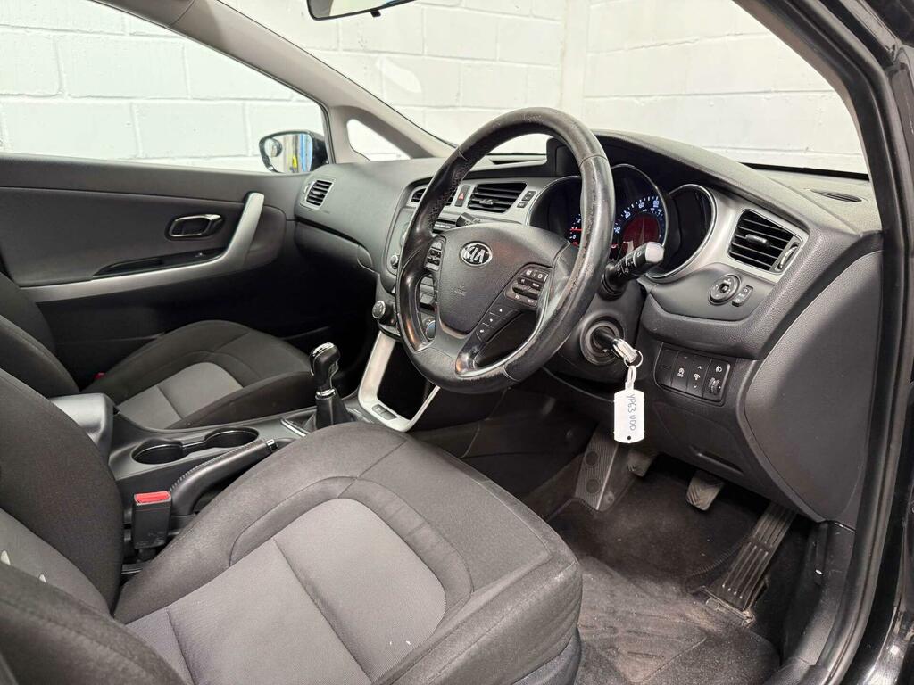 Kia Ceed 1.6 Crdi 126 Bhp 2 Sportwagon  #23