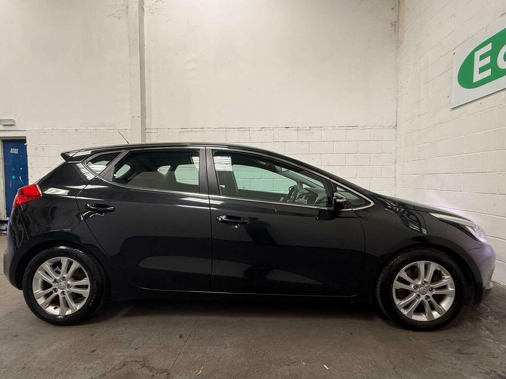 Kia Ceed 1.6 Crdi 126 Bhp 2 Sportwagon  #24