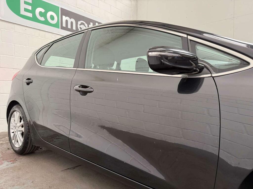 Kia Ceed 2 Black #6
