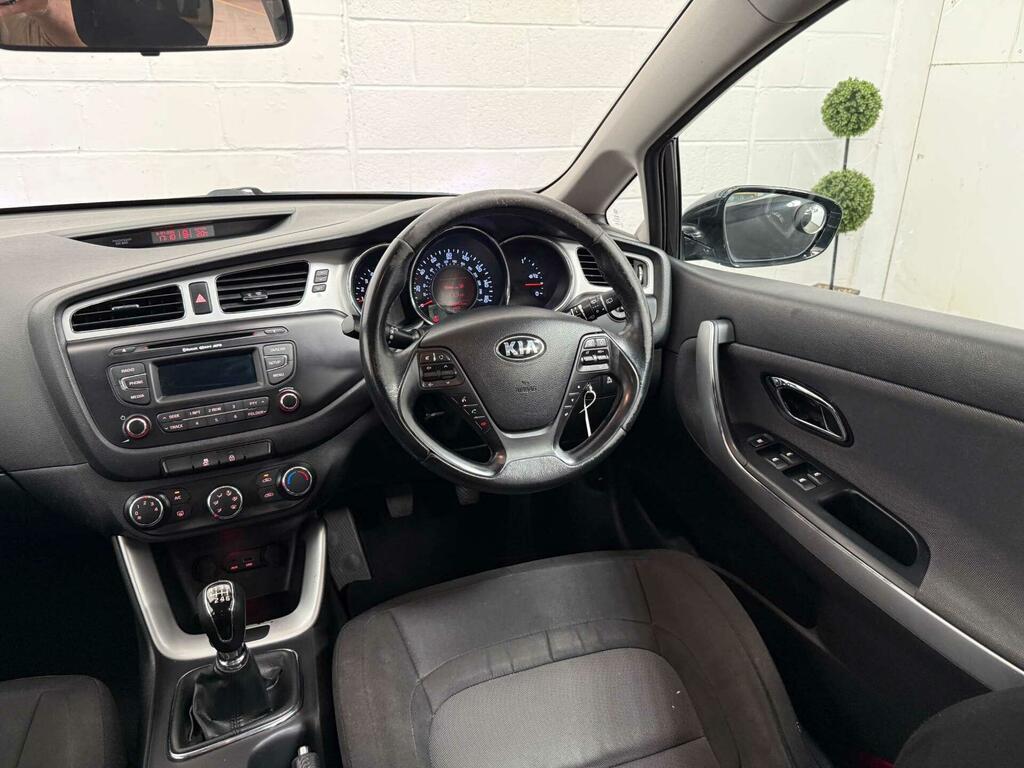 Kia Ceed 1.6 Crdi 126 Bhp 2 Sportwagon  #39