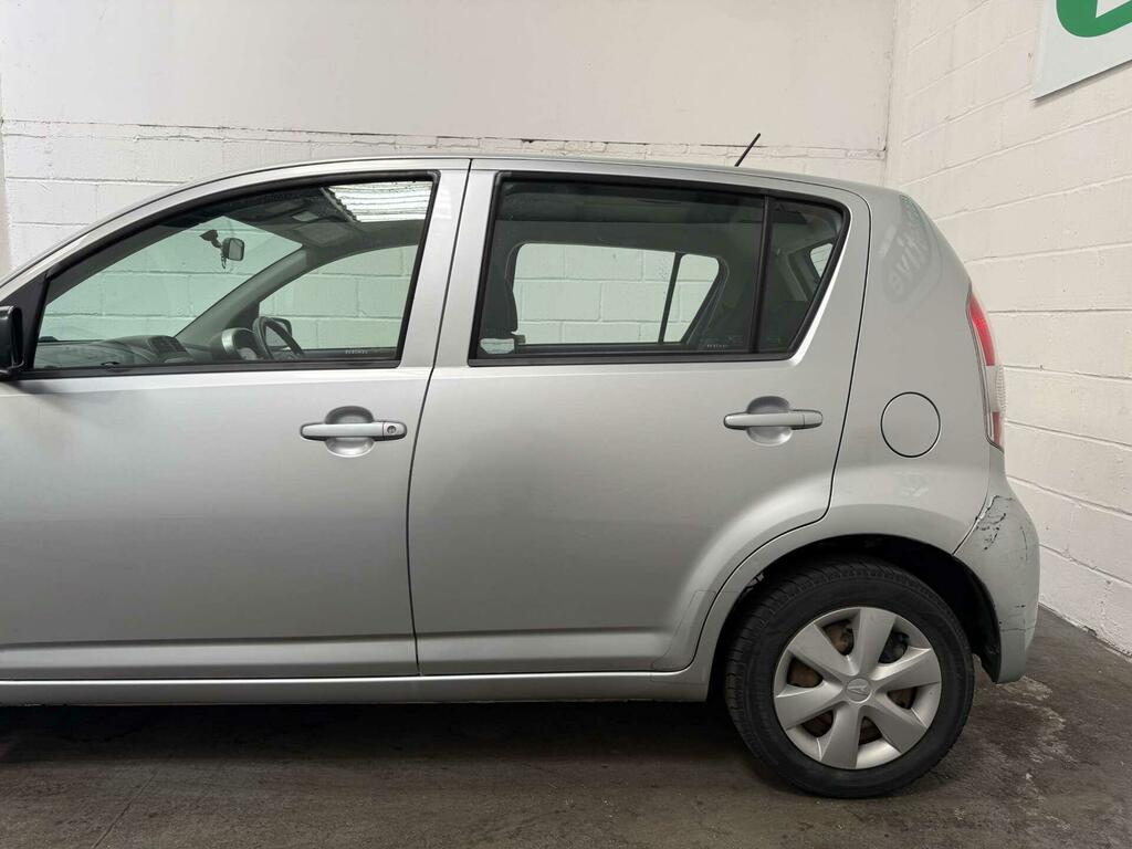 Daihatsu Sirion 1.0 S Blue #15