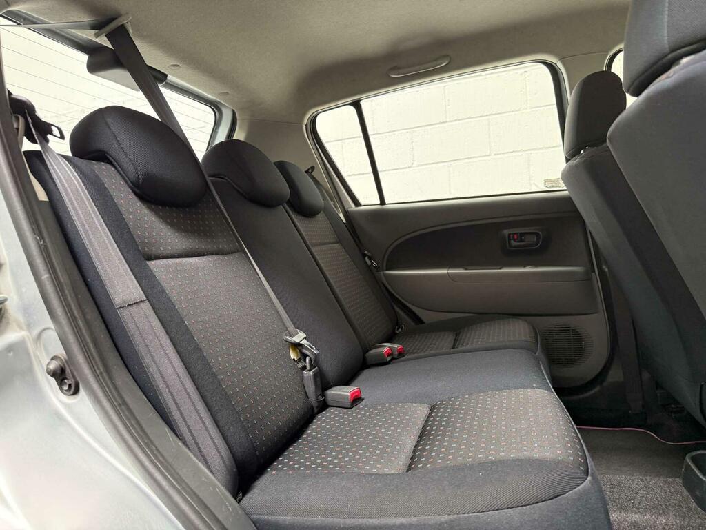 Daihatsu Sirion 1.0 S Blue #28