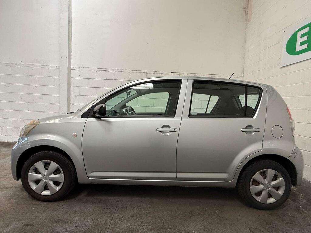 Daihatsu Sirion 1.0 S Blue #14