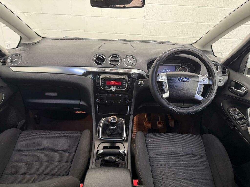 Ford S-Max Titanium White #2