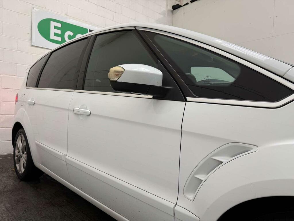 Ford S-Max Titanium White #6