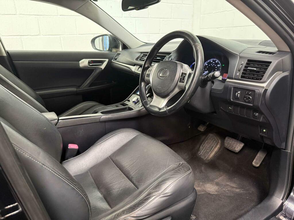 Lexus CT 200H 1.8 Se-l Premier Cvt Blue #23