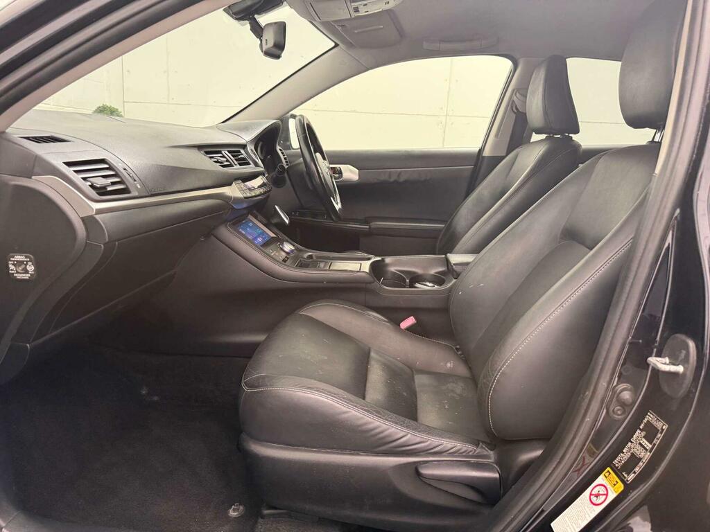 Lexus CT 200H 1.8 Se-l Premier Cvt Blue #42