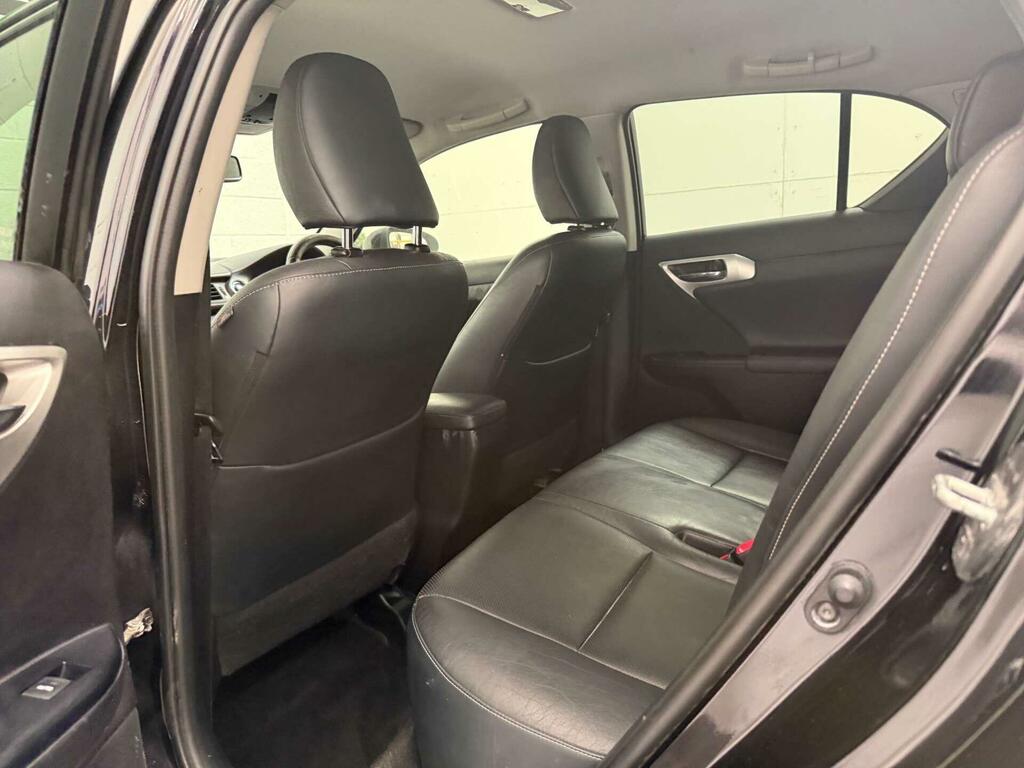 Lexus CT 200H 1.8 Se-l Premier Cvt Blue #36